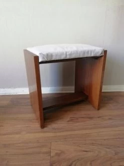 Unknown 1920s Art Deco Walnut Dressing Table Stool, Art Deco Bedroom Stool, Walnut Deco Stool, Art Deco 1920s Furniture -Bedroom Furniture Shop 1920s art deco walnut dressing table stool art deco bedroom stool walnut deco stool art deco 1920s furniture sku39097793 0 2