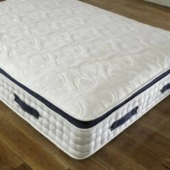 Pocket 3000 Quilted Pillow Top Sapphire Mattress