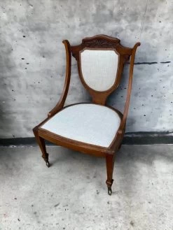 Antique Small Antique Bedroom / Hall / Occasional / Dressing Table Chair By Hewetson Milner & Thexton