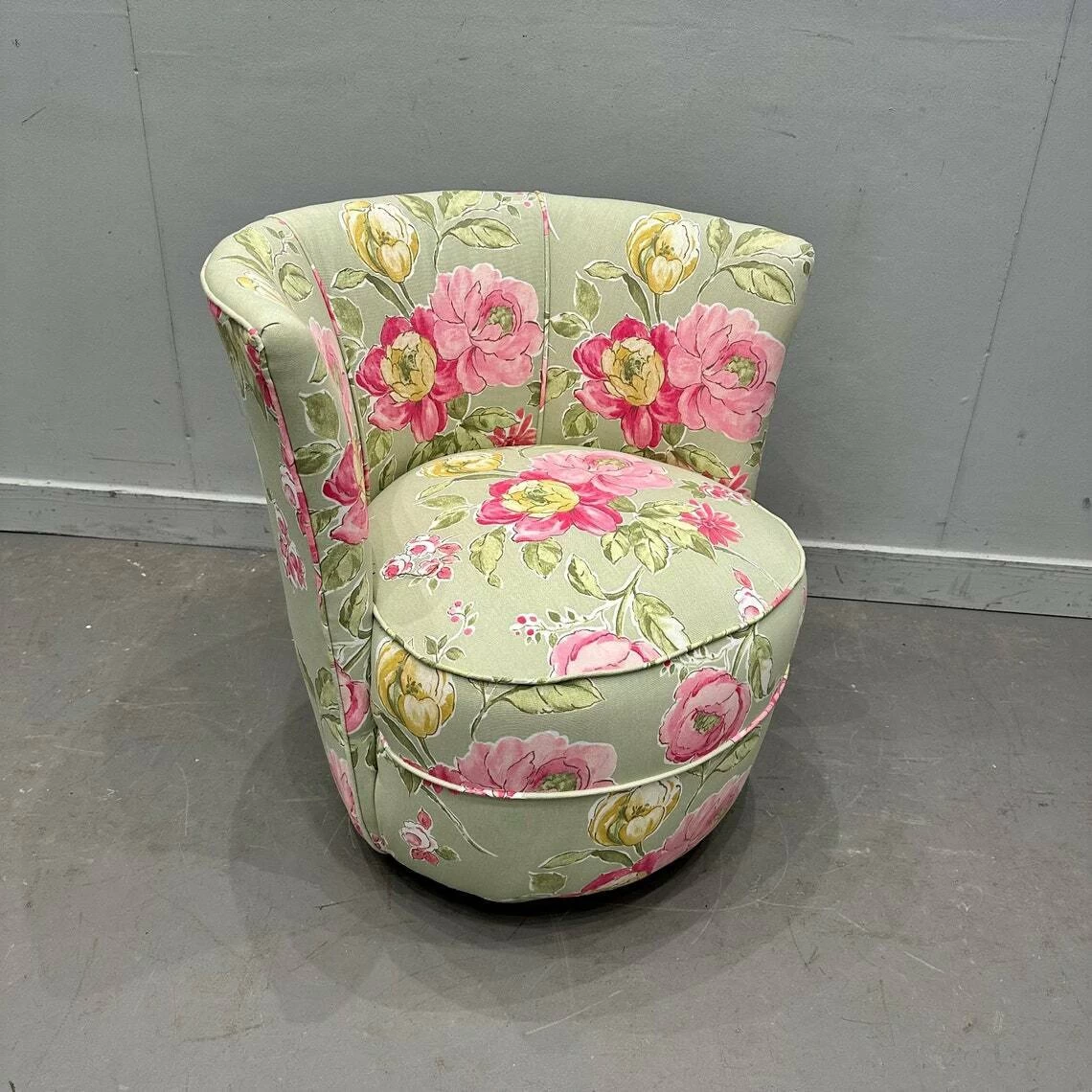 Single 1920/30s Bedroom Chair Professionally Reupholstered In Clarke & Clarke Floral Fabric 4 Single 1920/30s Bedroom Chair Professionally Reupholstered In Clarke & Clarke Floral Fabric - Image 2