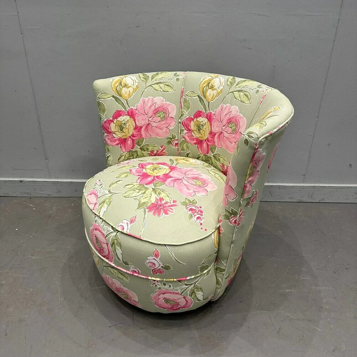 Single 1920/30s Bedroom Chair Professionally Reupholstered In Clarke & Clarke Floral Fabric 7 Single 1920/30s Bedroom Chair Professionally Reupholstered In Clarke & Clarke Floral Fabric - Image 5