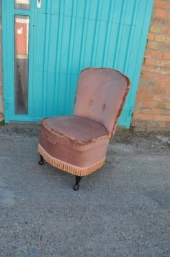 Vintage Pink Velour Bedroom Boudoir Chair Studded Back And Padded Seat -Bedroom Furniture Shop vintage pink velour bedroom boudoir chair studded back and padded seat 0 4